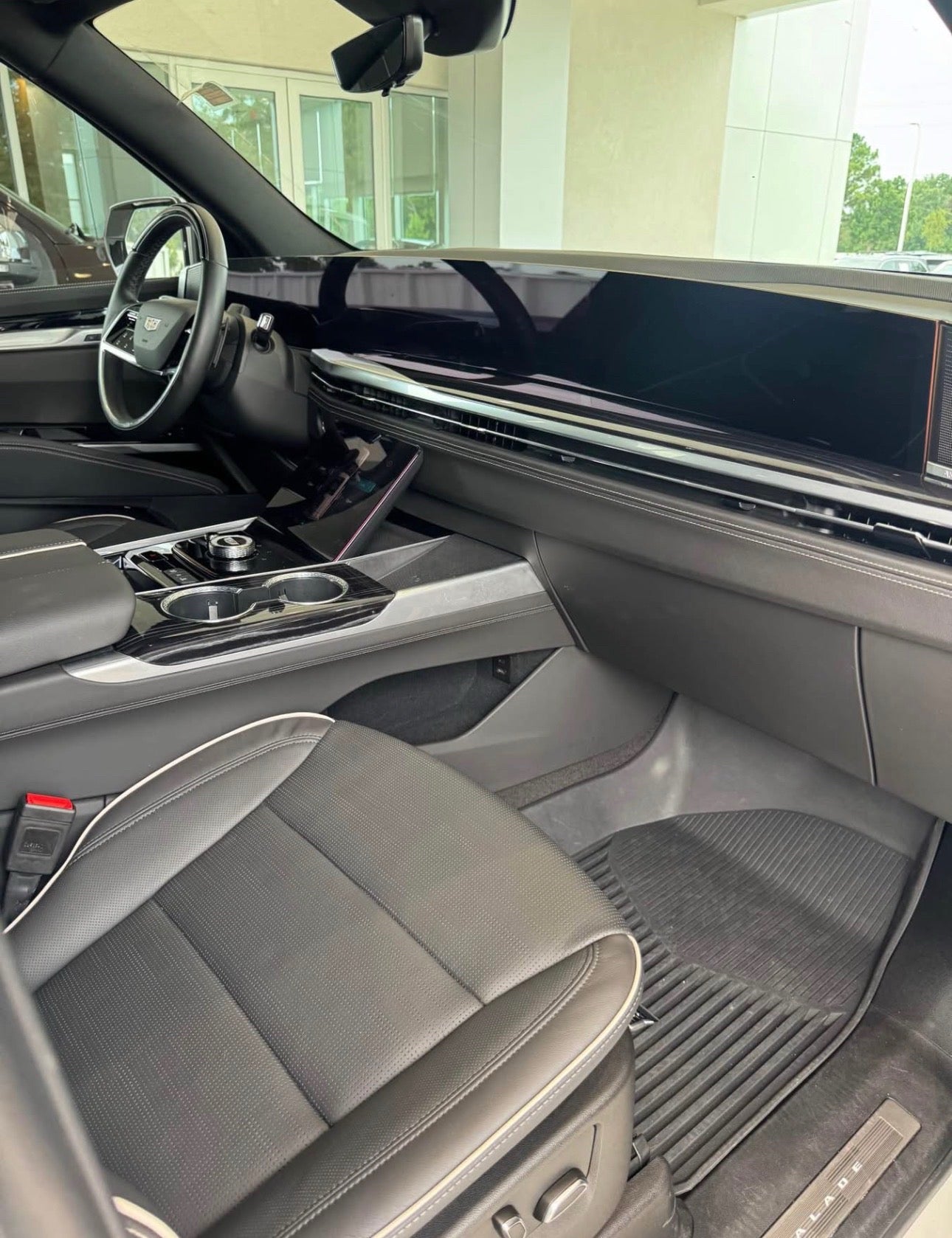 2025 Cadillac Escalade Sport