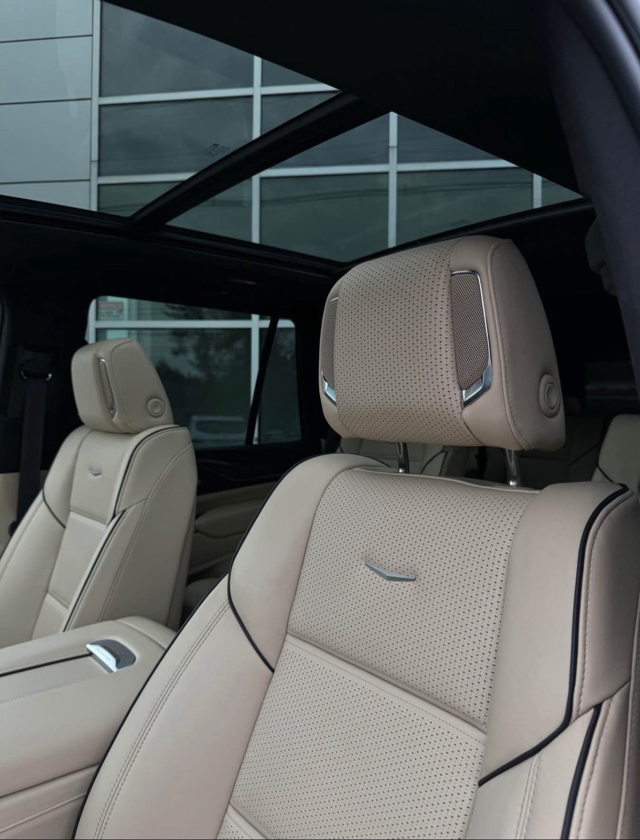 2023 Cadillac Escalade Premium Luxury