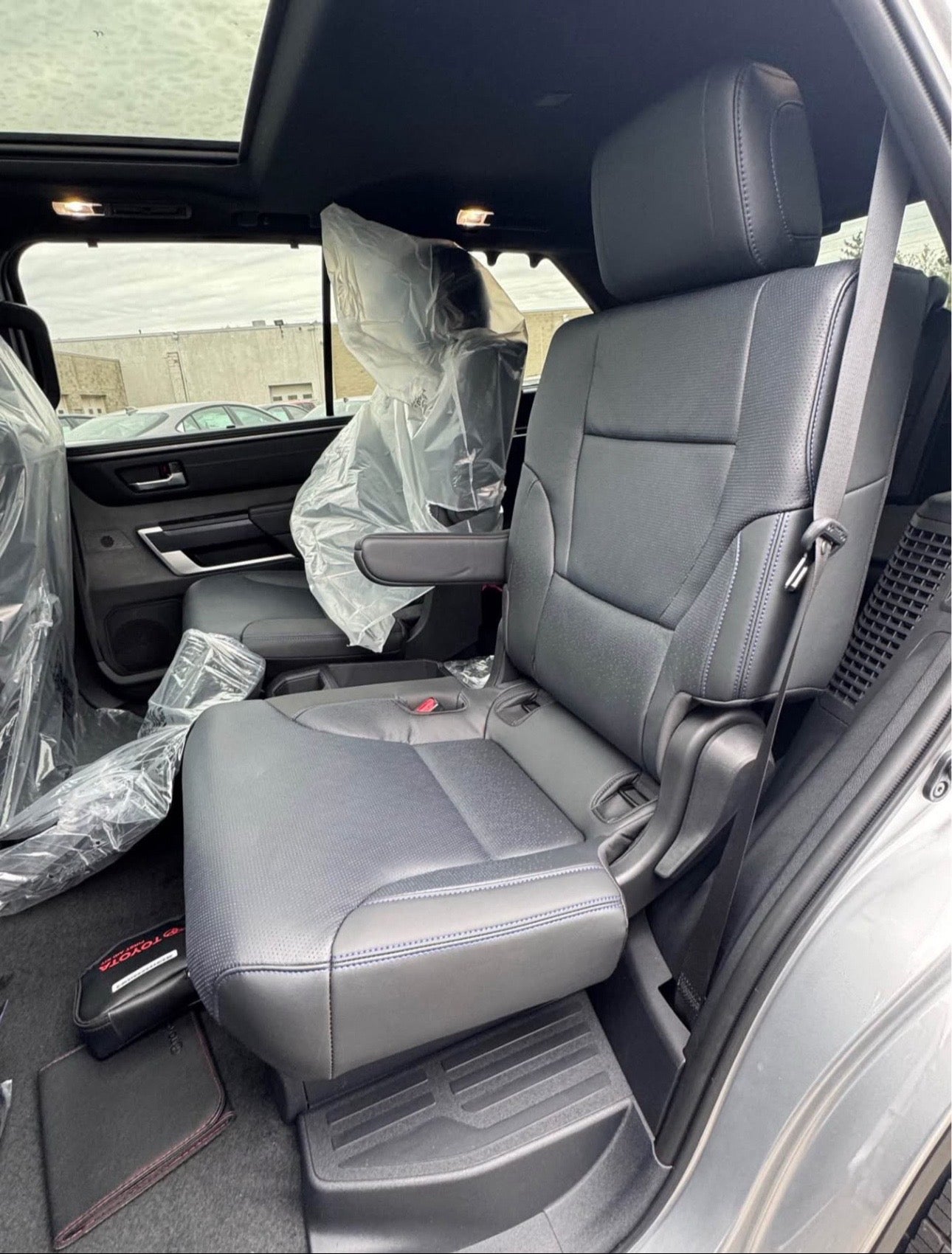 2025 Toyota Sequoia Platinum