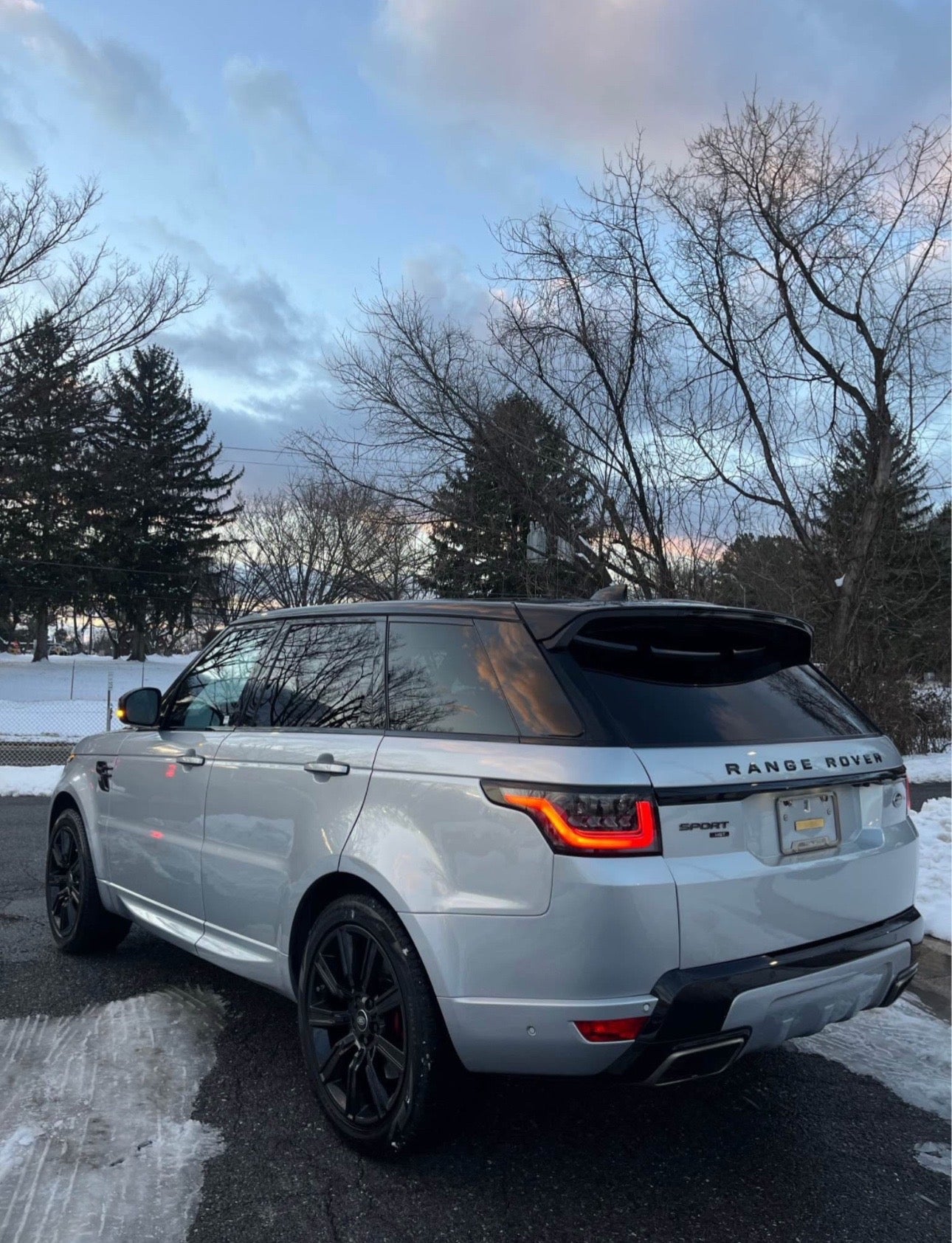 2021 Land Rover Range Rover Sport HSE Silver Edition
