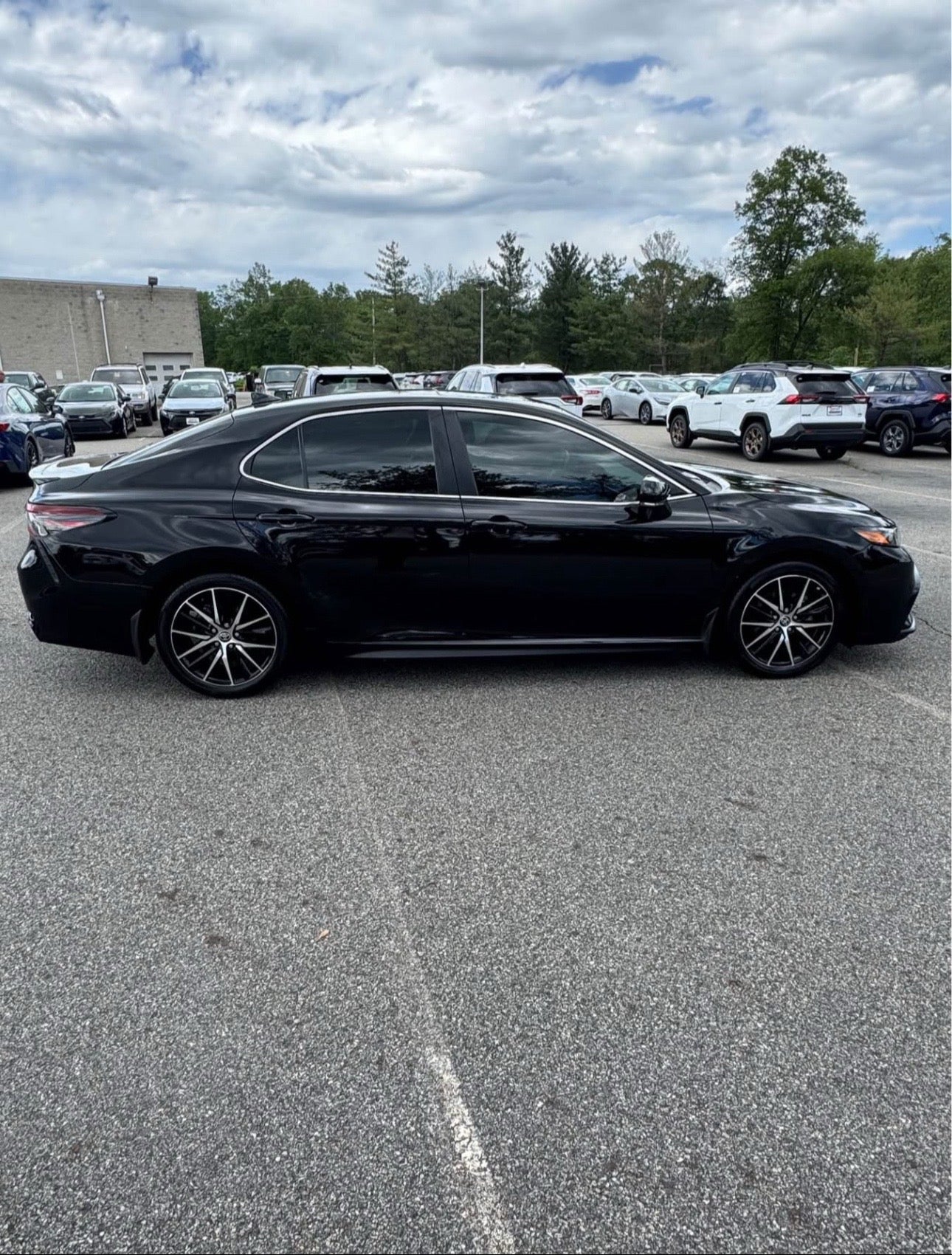 2022 Toyota Camry SE