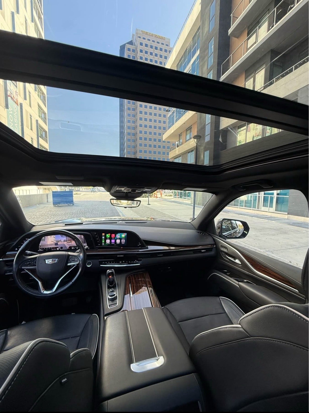 2022 Cadillac Escalade Premium Luxury