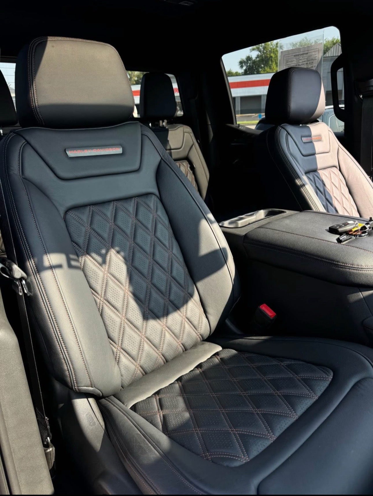 2023 GMC Sierra AT4