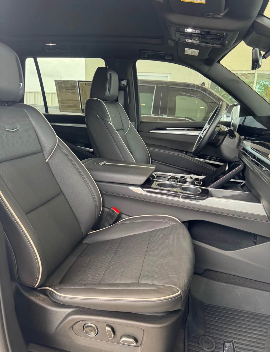 2025 Cadillac Escalade Sport