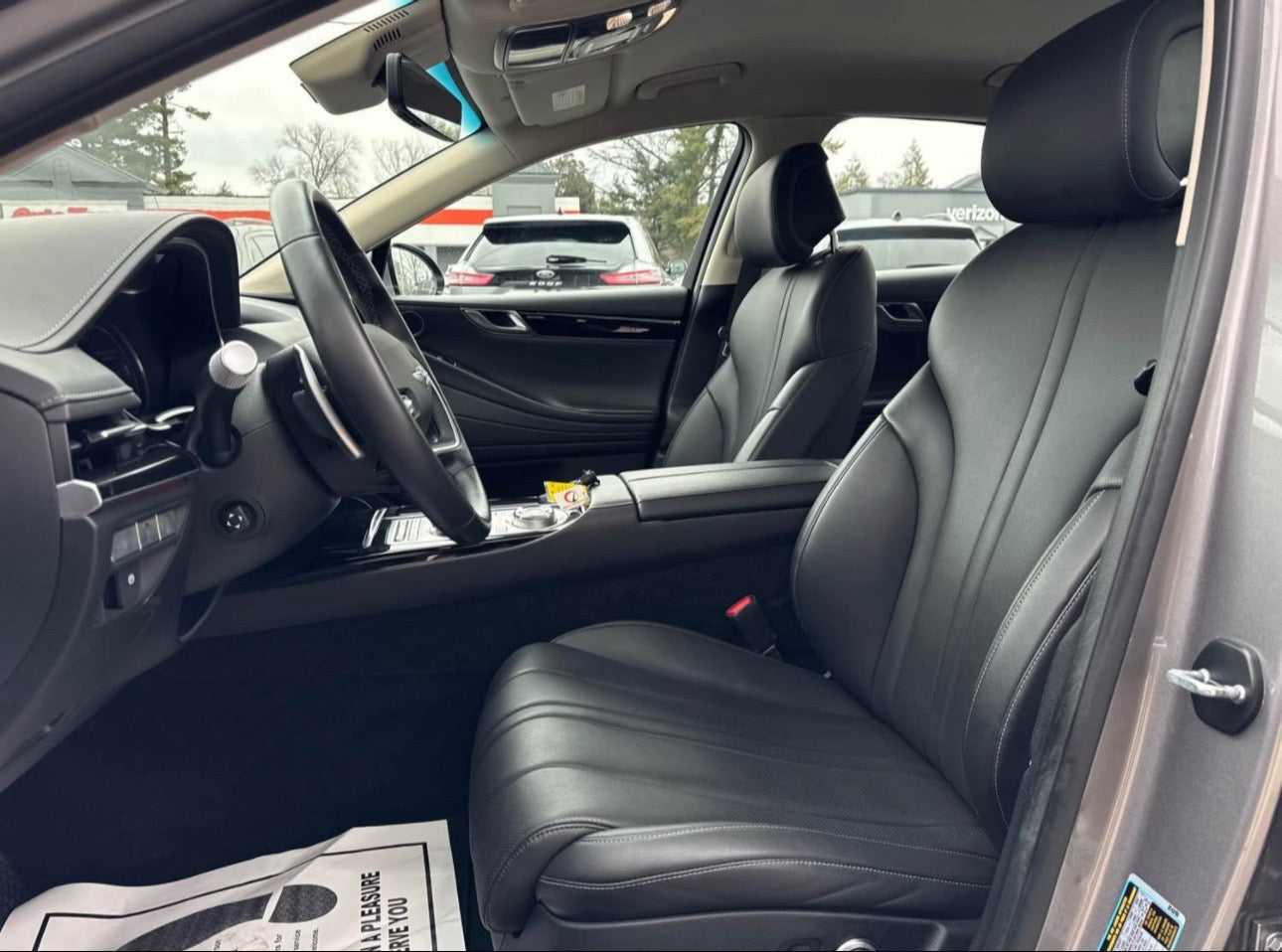 2023 Genesis G80