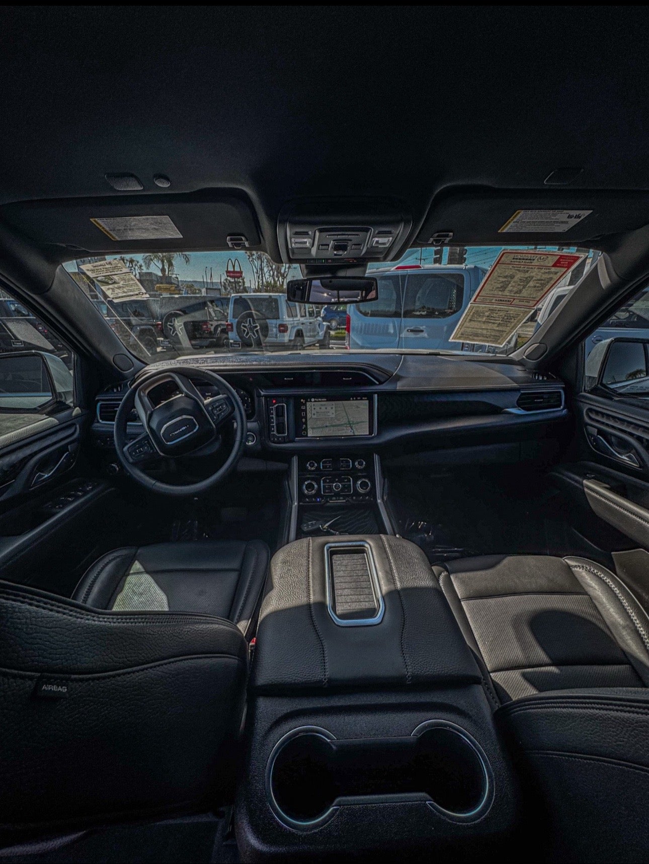 2023 GMC Yukon XL Denali