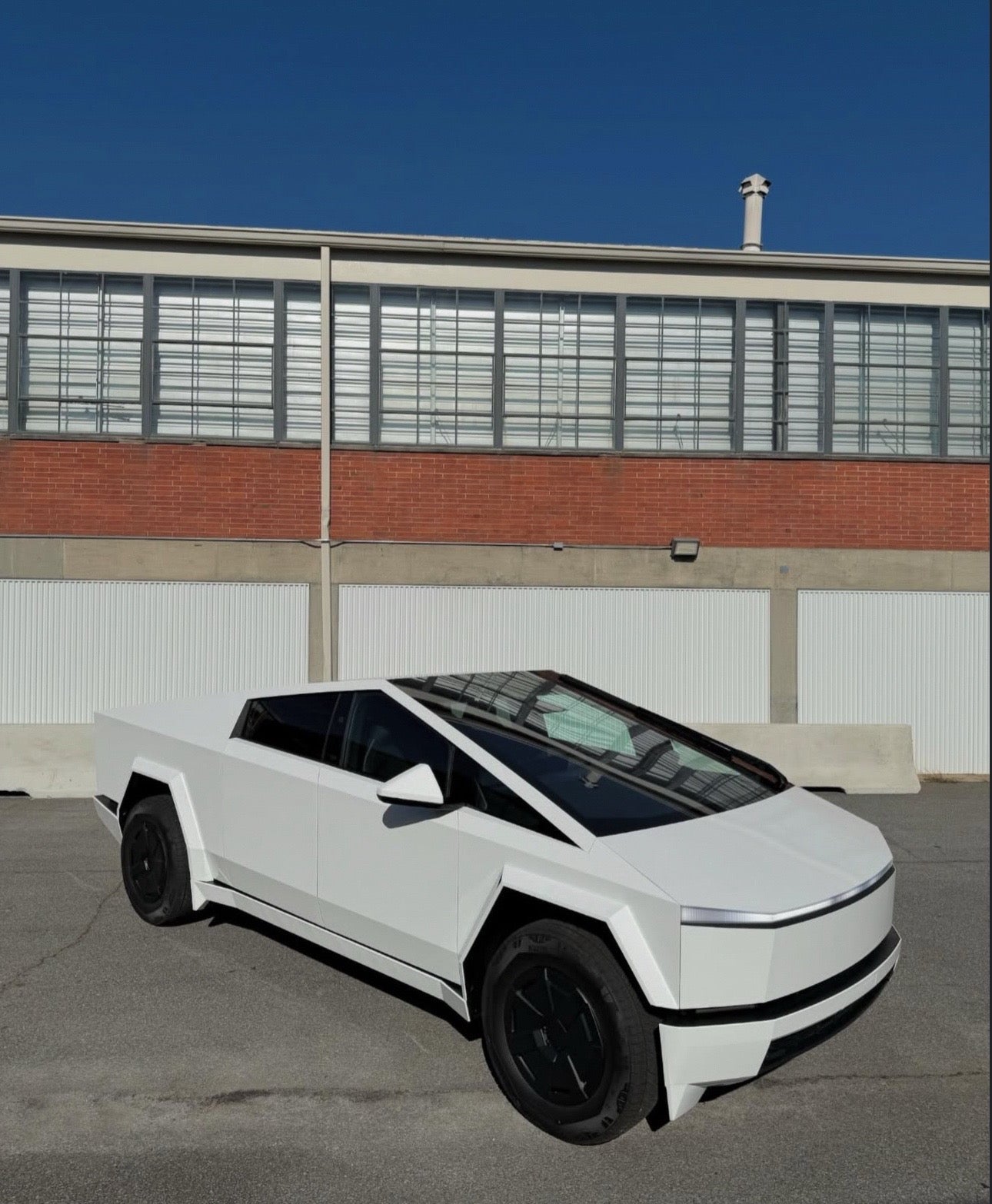 2025 Tesla Cybertruck