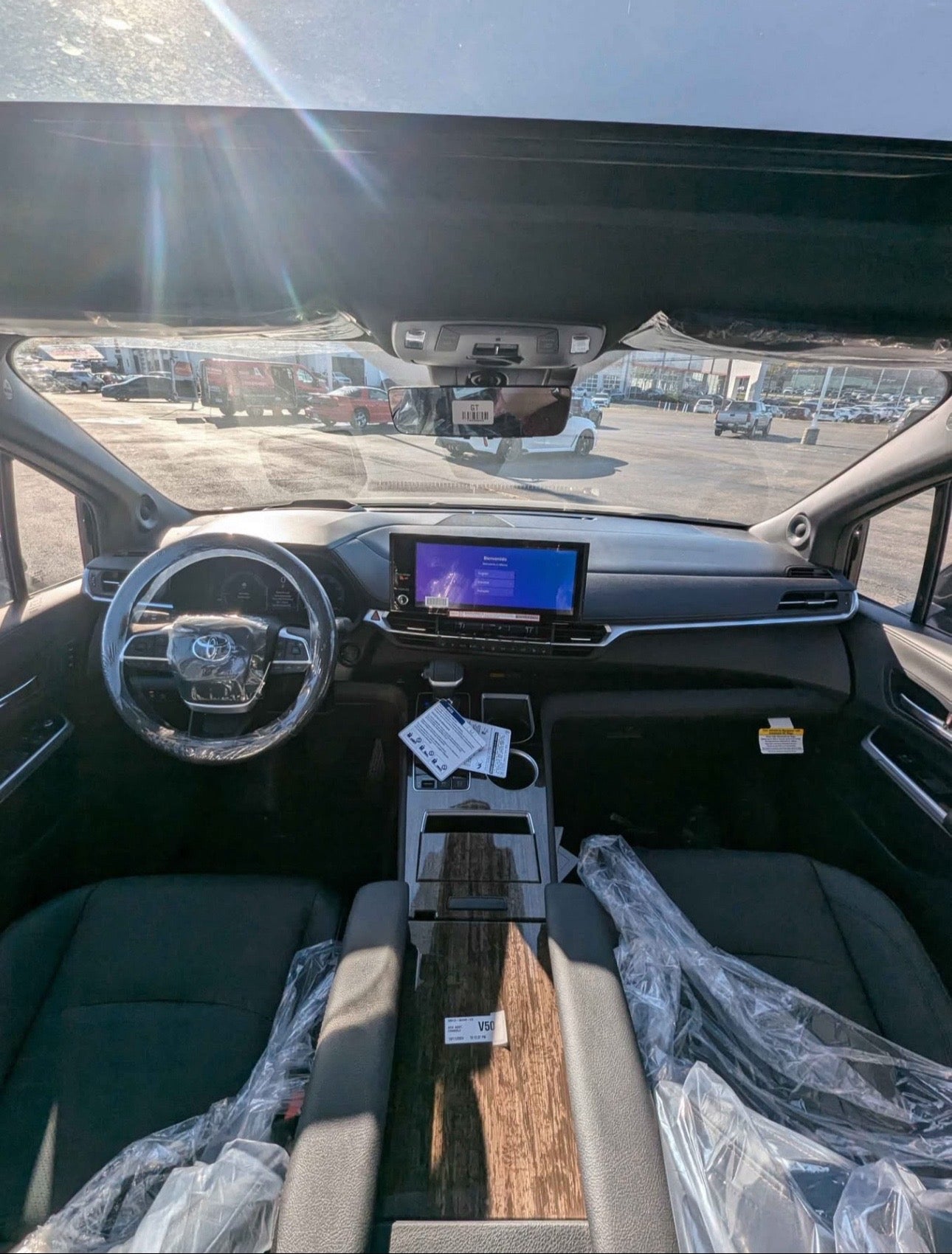 2025 Toyota Sienna Platinum