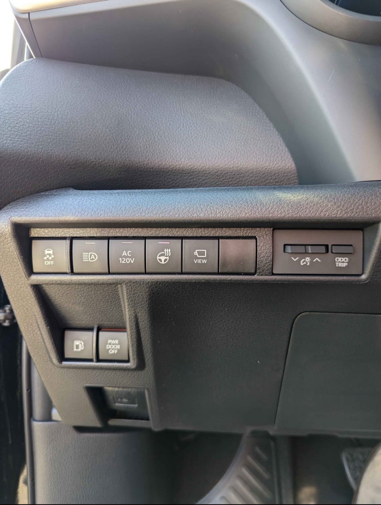 2025 Toyota Sienna Platinum