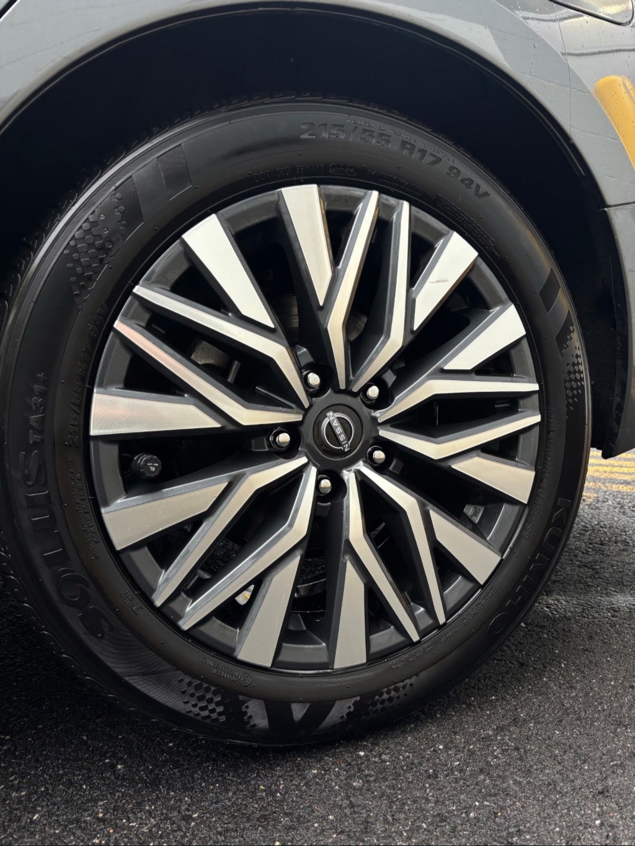 2024 Nissan Altima SV