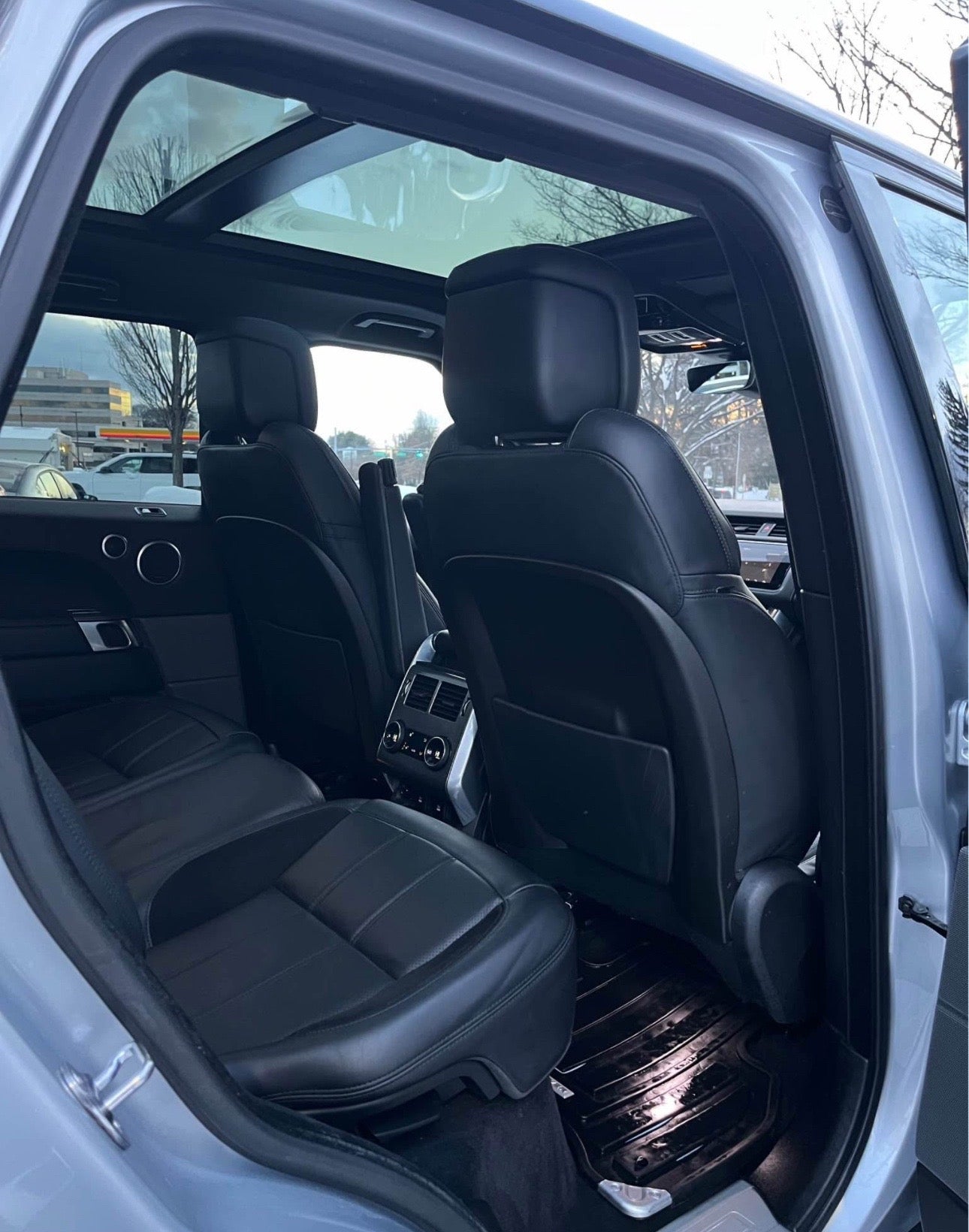 2021 Land Rover Range Rover Sport HSE Silver Edition