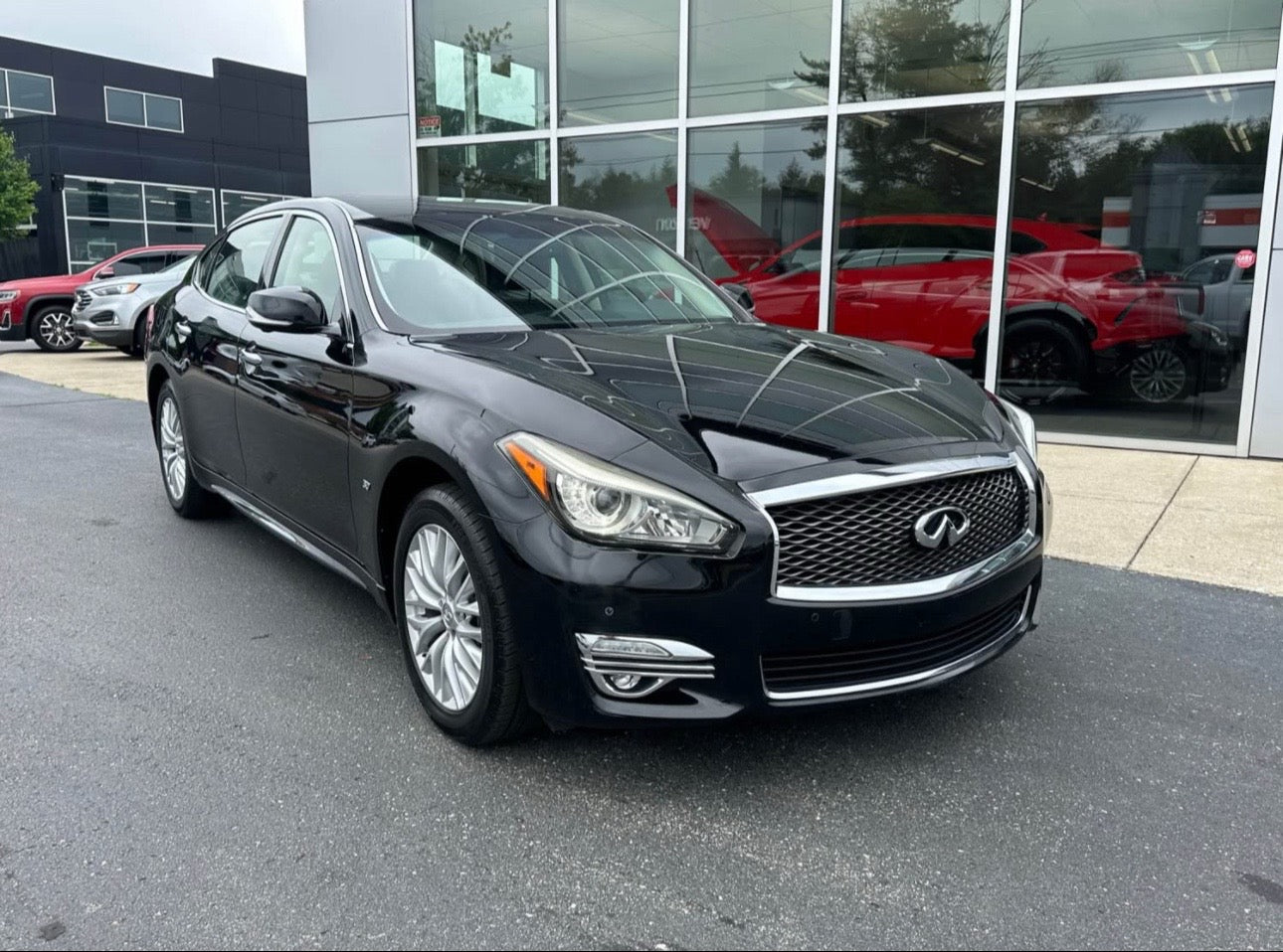 2016 Infiniti Q70