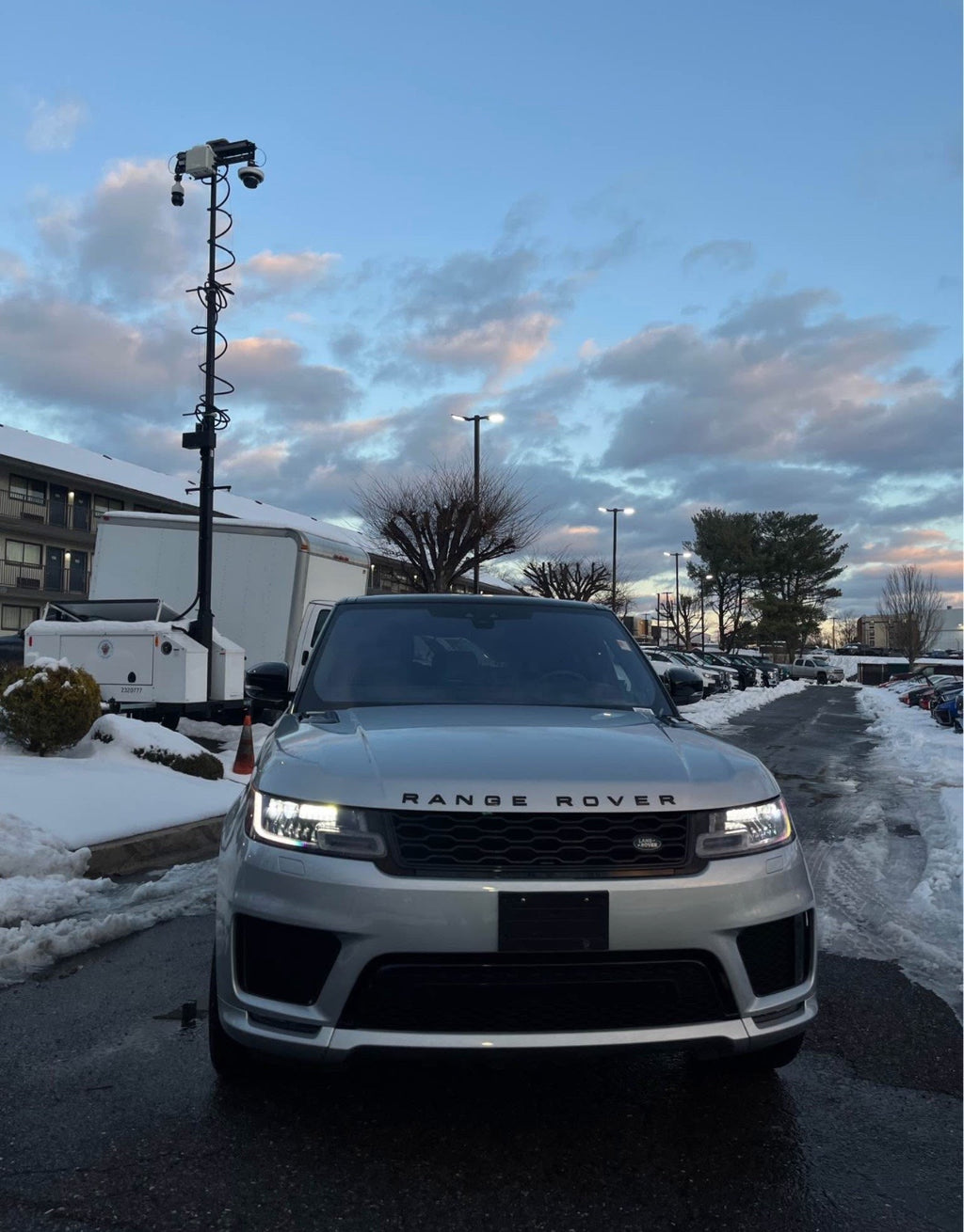 2021 Land Rover Range Rover Sport HSE Silver Edition