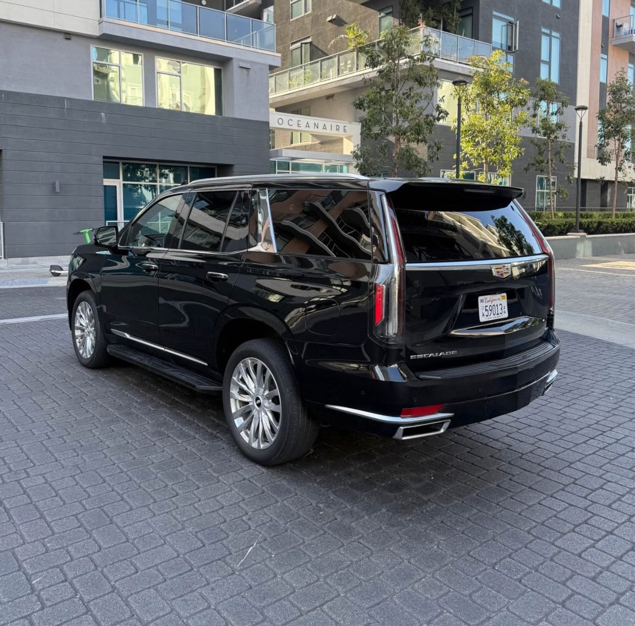 2022 Cadillac Escalade Premium Luxury
