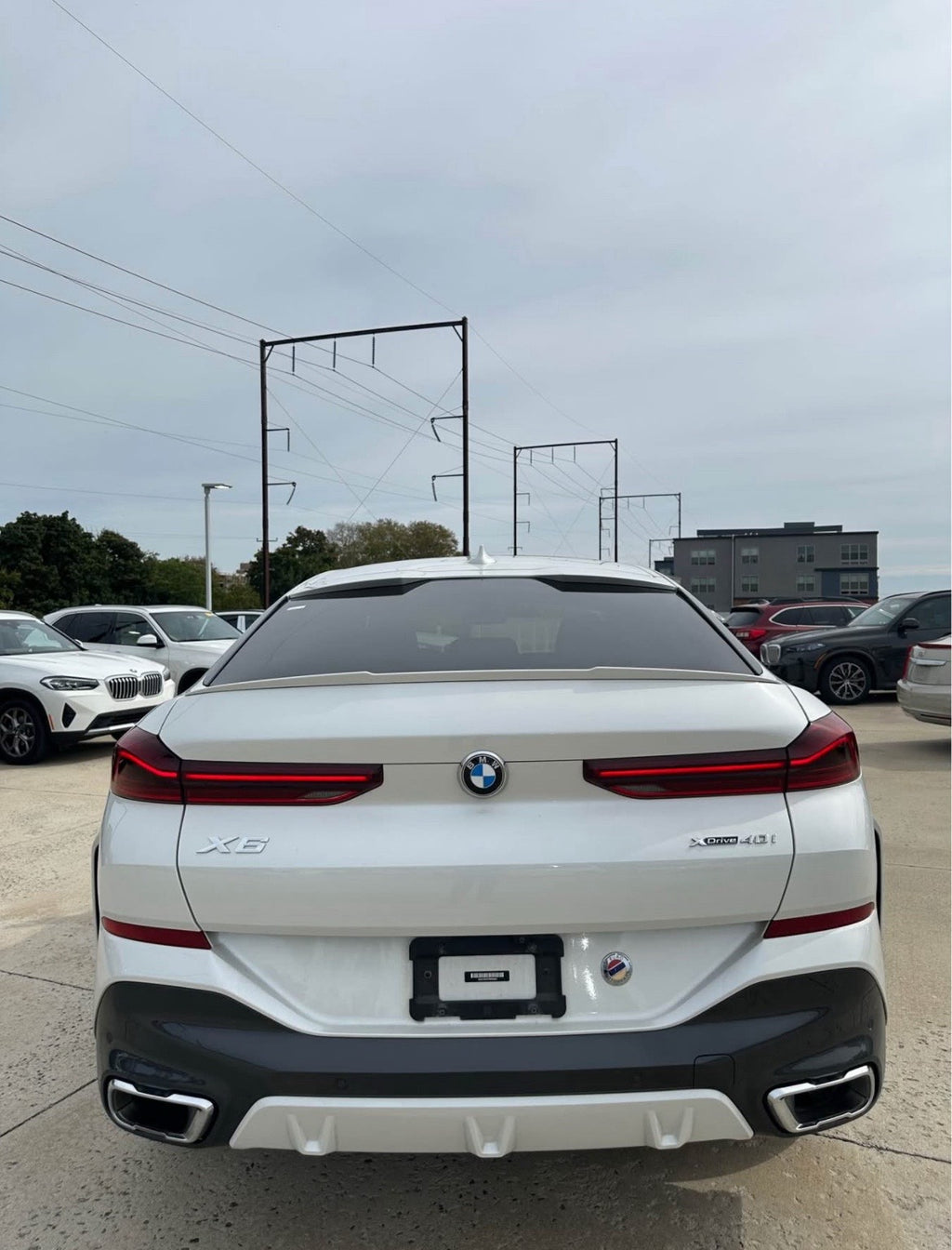 2023 BMW X6 xDrive40i