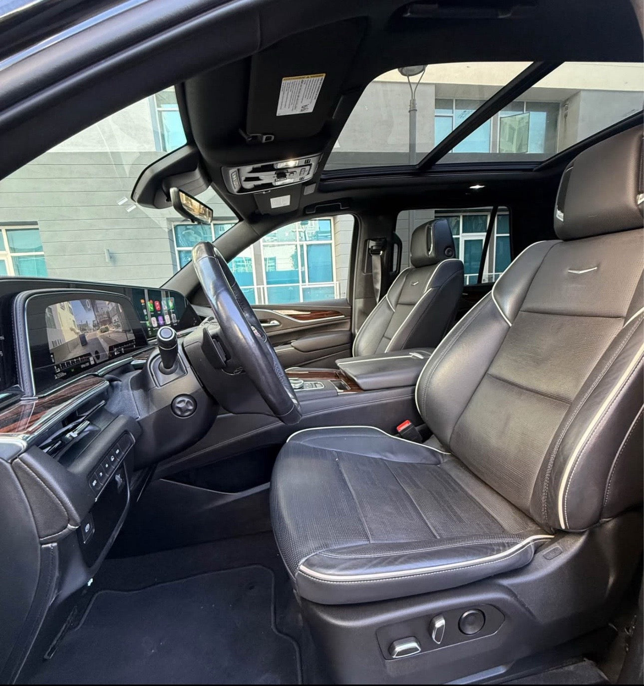 2022 Cadillac Escalade Premium Luxury