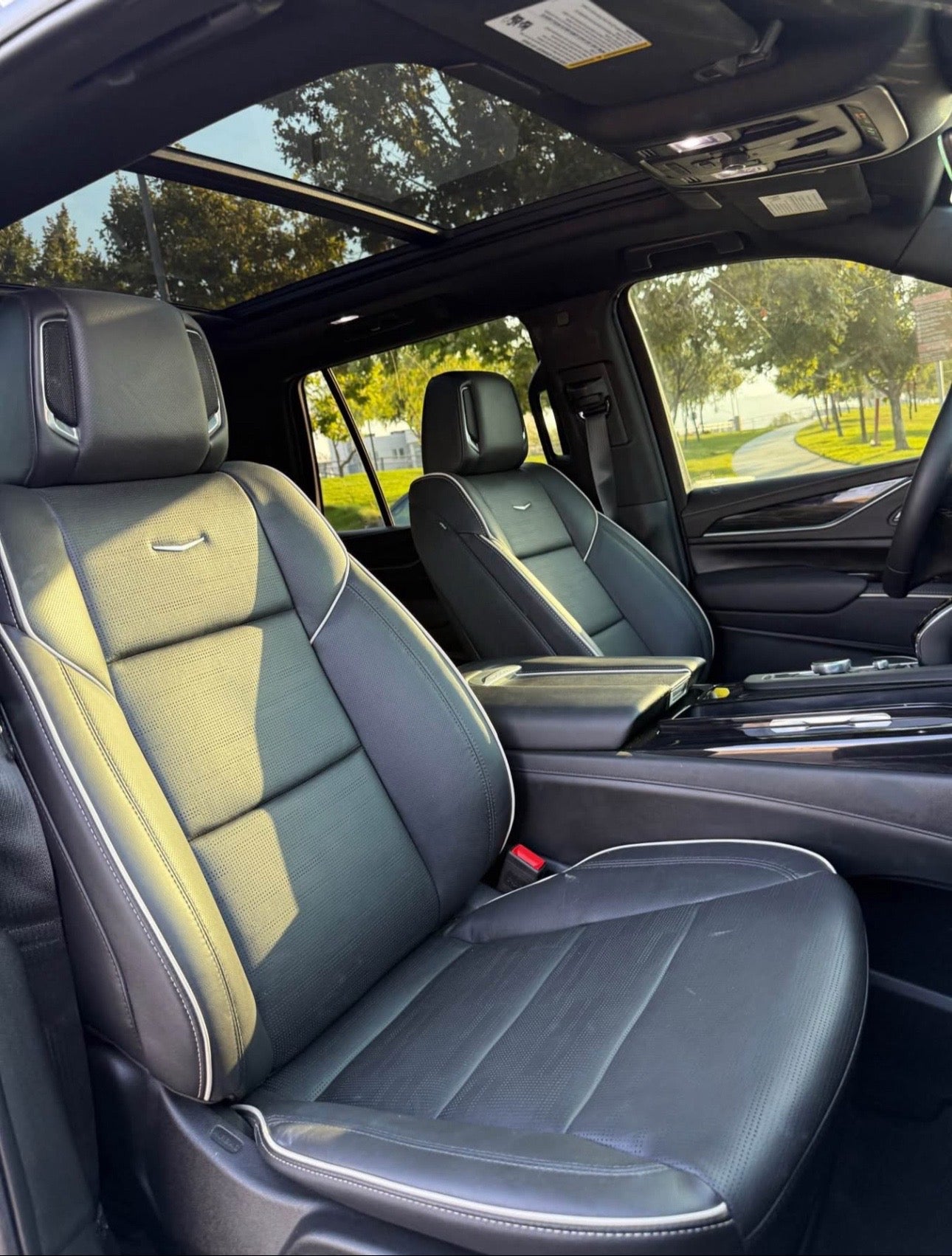 2024 Cadillac Escalade ESV Sport Platinum