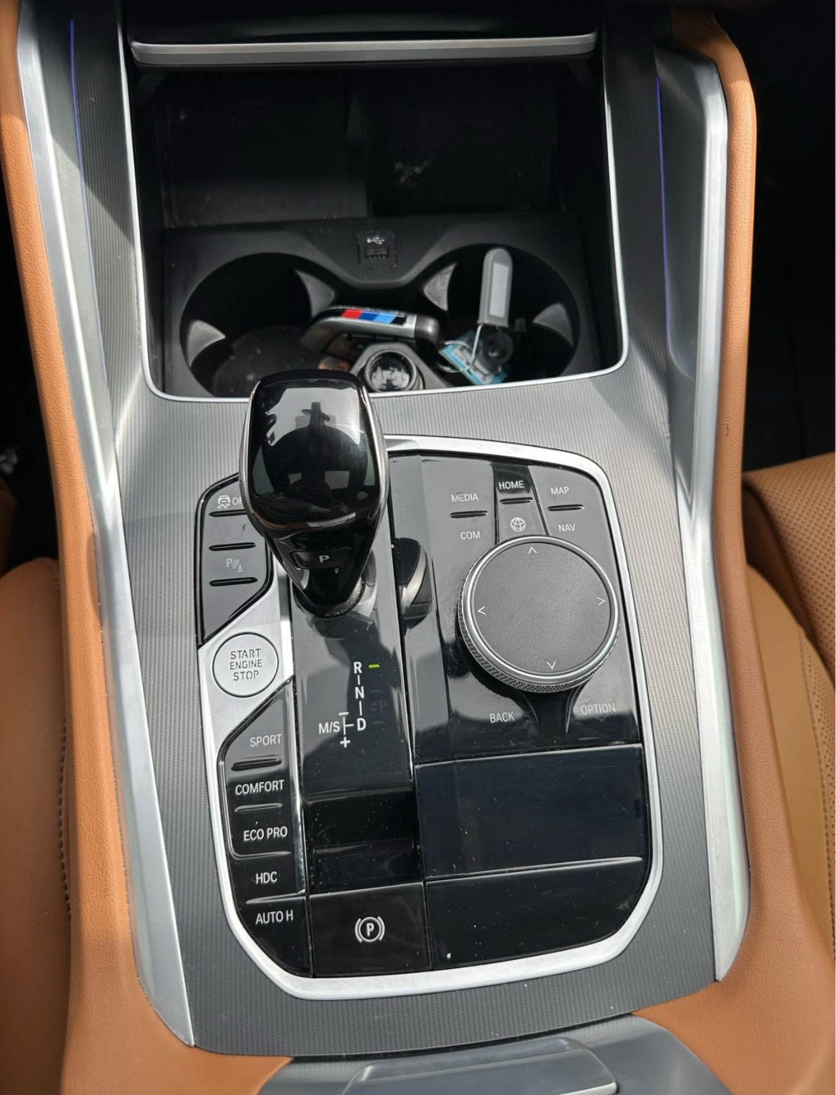 2023 BMW X6 xDrive40i