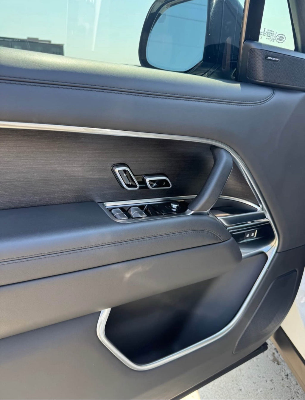 2023 Land Rover Range Rover SE