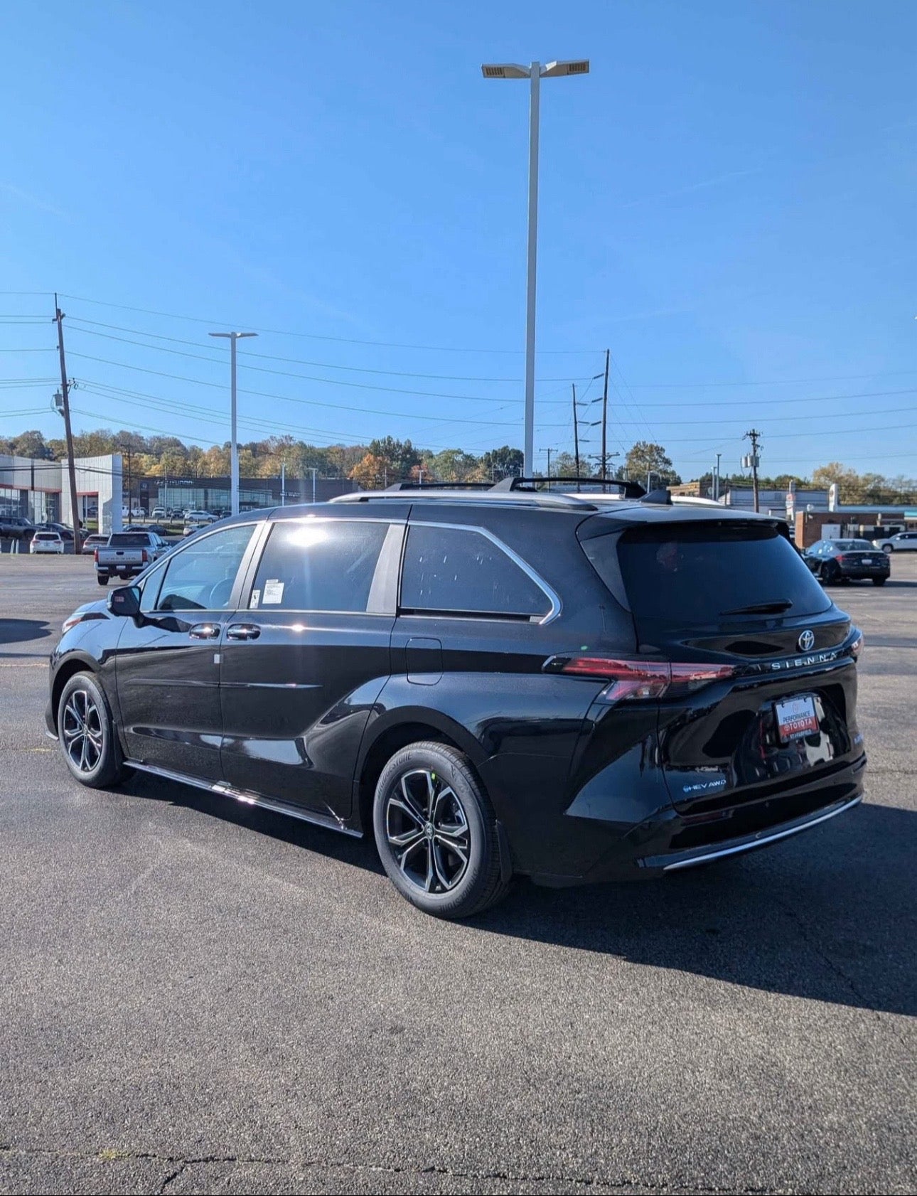 2025 Toyota Sienna Platinum