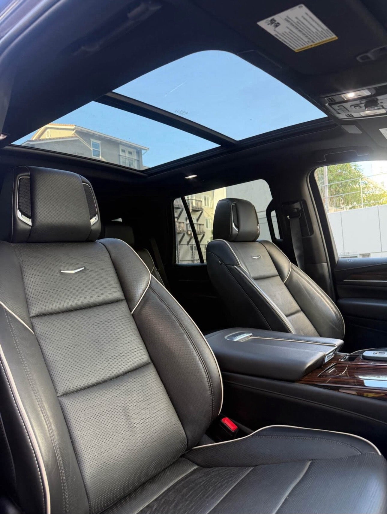 2022 Cadillac Escalade Premium Luxury