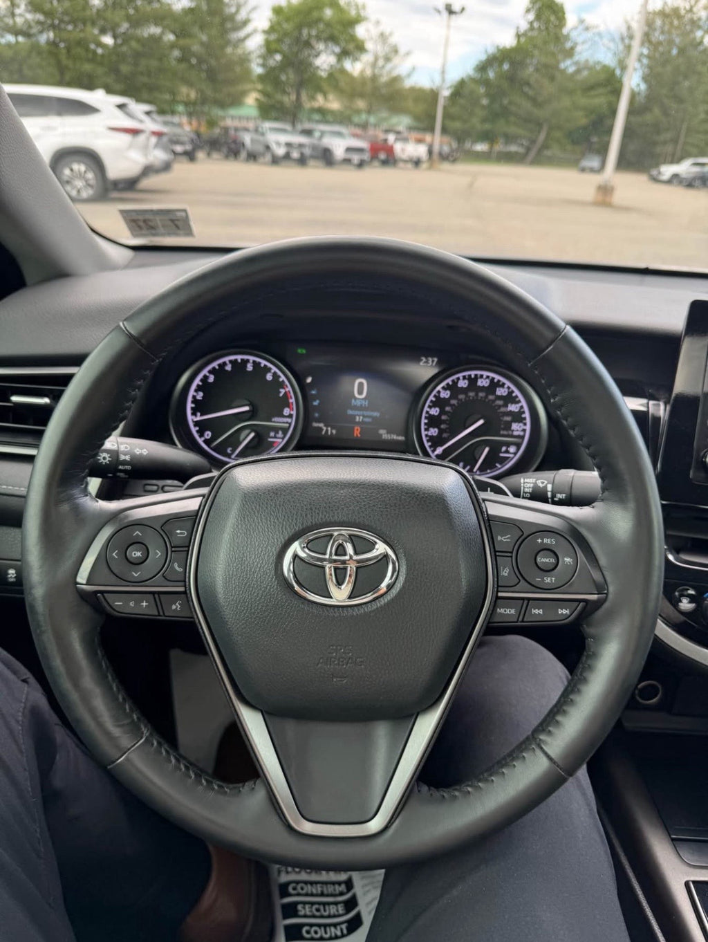 2022 Toyota Camry SE