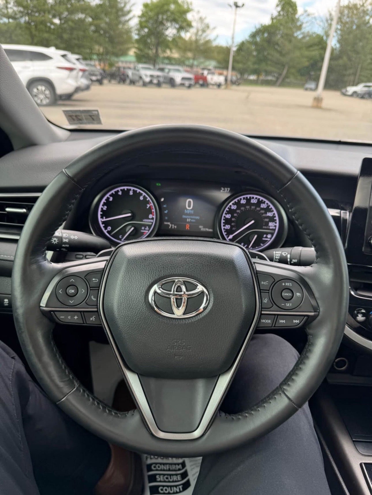 2022 Toyota Camry SE