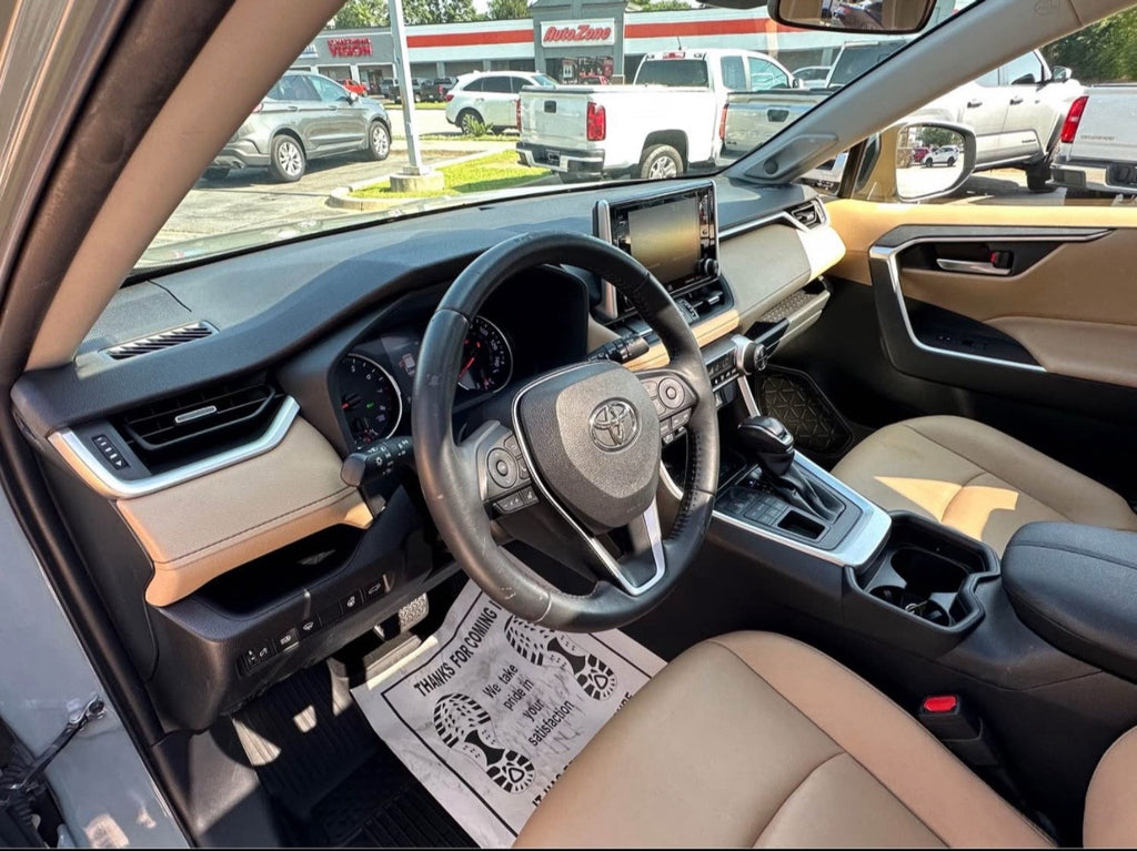 2019 Toyota RAV4 XLE