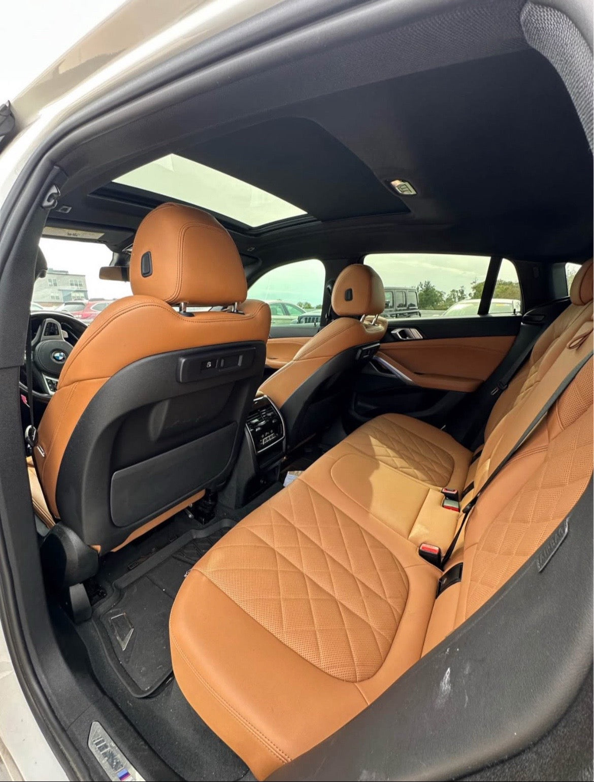 2023 BMW X6 xDrive40i