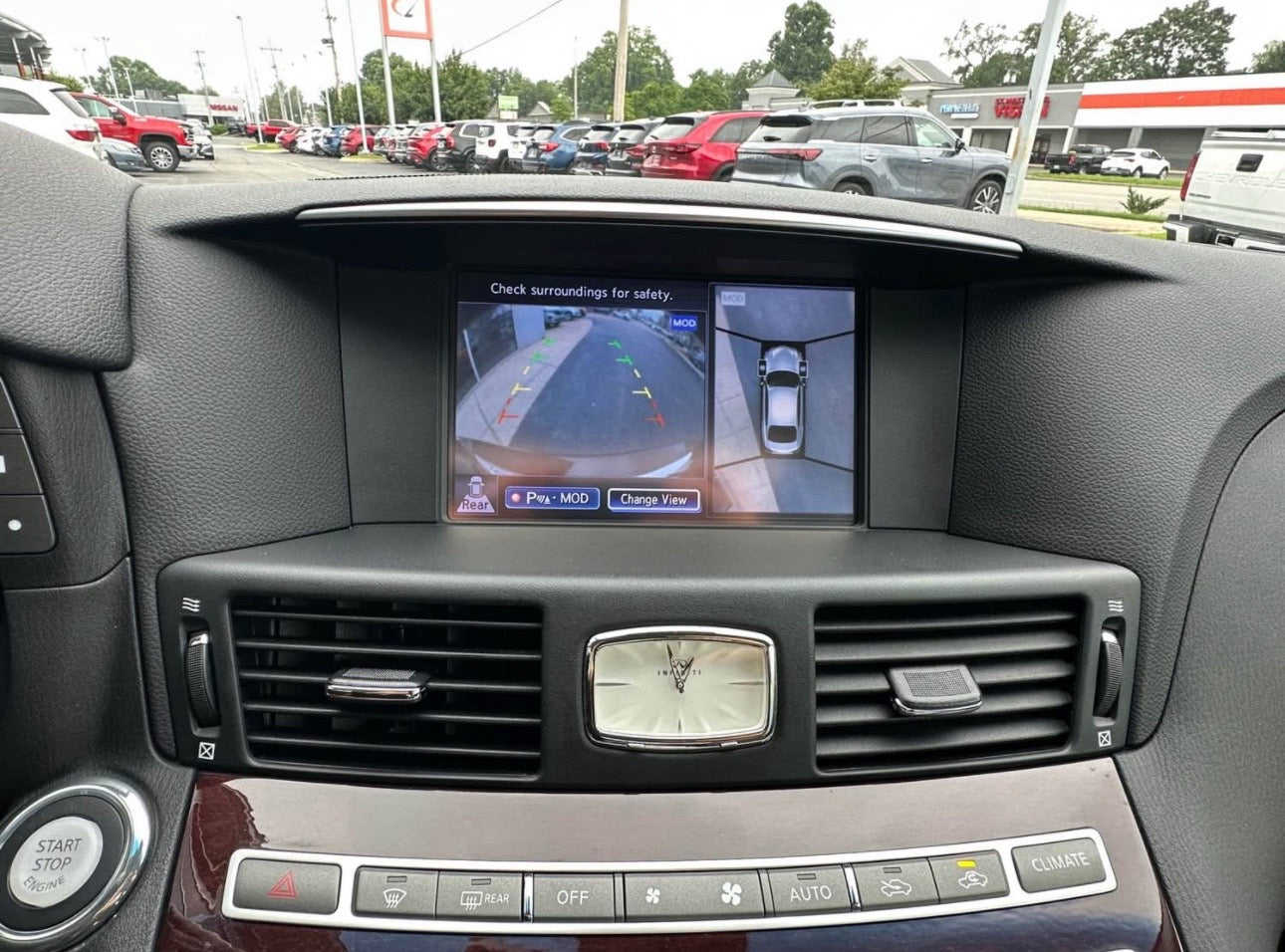 2016 Infiniti Q70