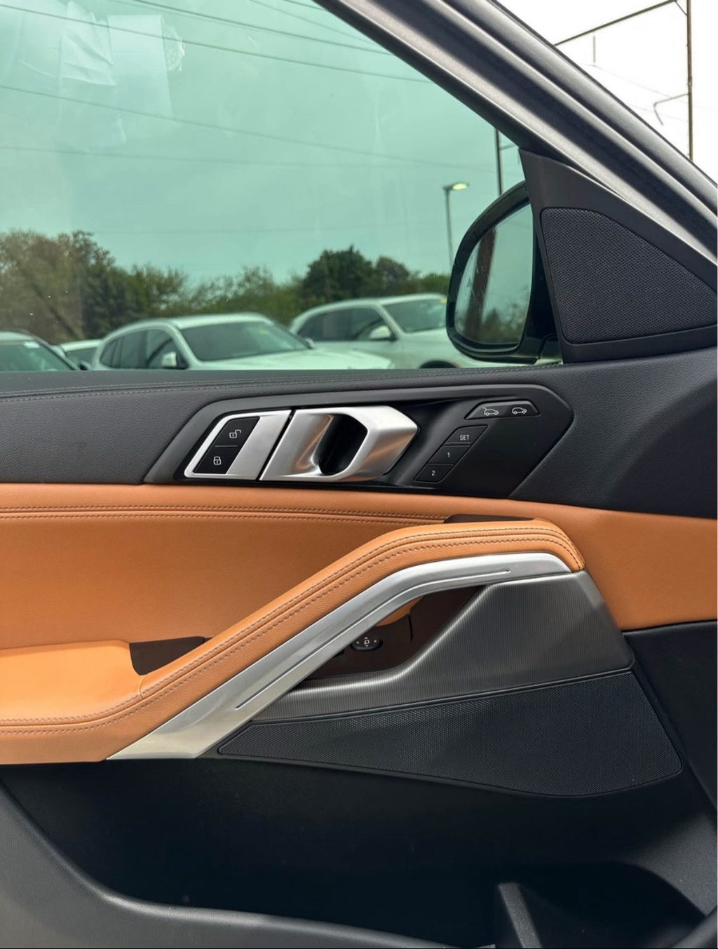 2023 BMW X6 xDrive40i