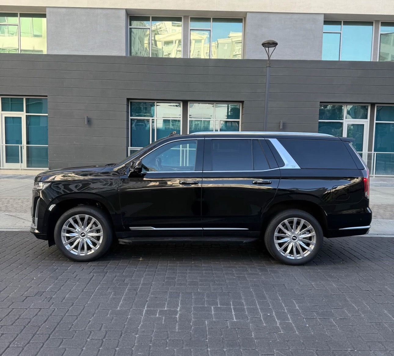 2022 Cadillac Escalade Premium Luxury